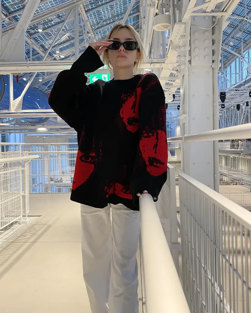 Black And Red Sweater - Image 4