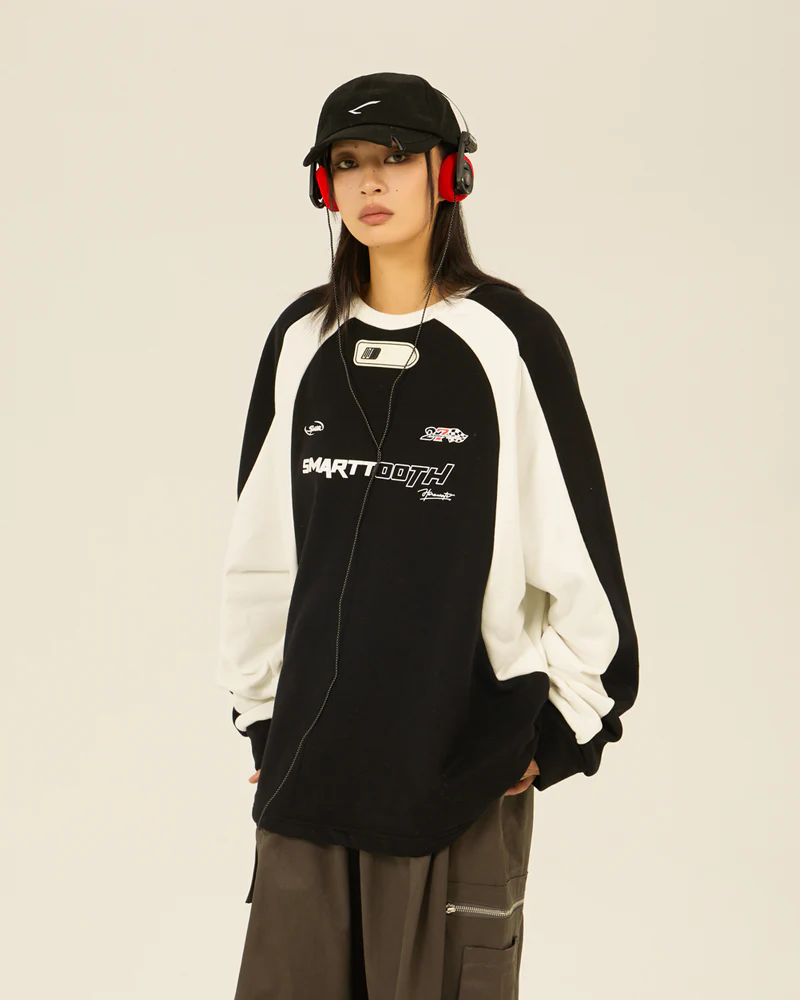 Vintage Crewneck Sweatshirt - Image 4