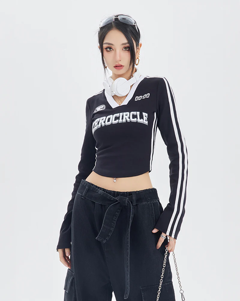 Y2K Long Sleeve Crop Top - Image 3
